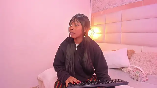 Snapshot of Sofia_clk chatting on December 2, 3:07 am Sofia clk online show from December 2, 3:07 am