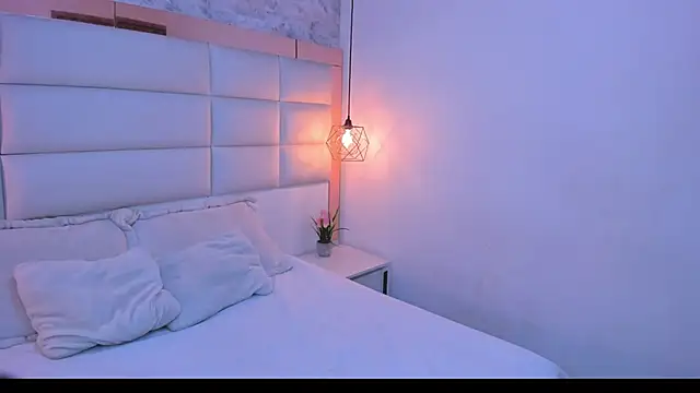 Sofia clk online show from April 15, 3:34 am