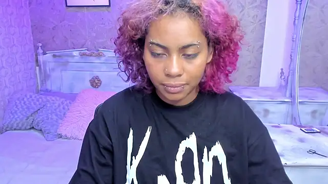 Snapshot of Sofia_clk chatting on July 13, 3:06 am Sofia clk online show from July 13, 3:06 am