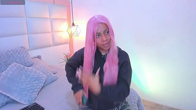 Sofia clk online show from February 17, 3:15 am