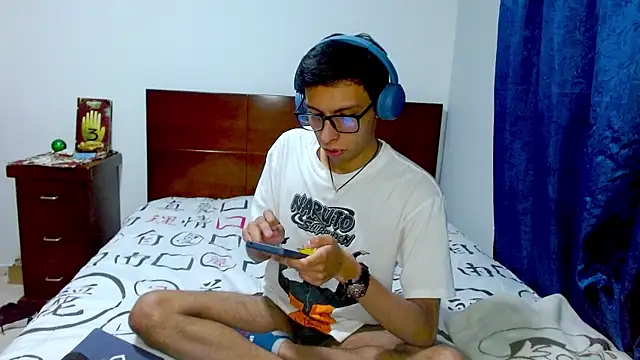 DavTwink3100 online show from January 13, 1:53 am