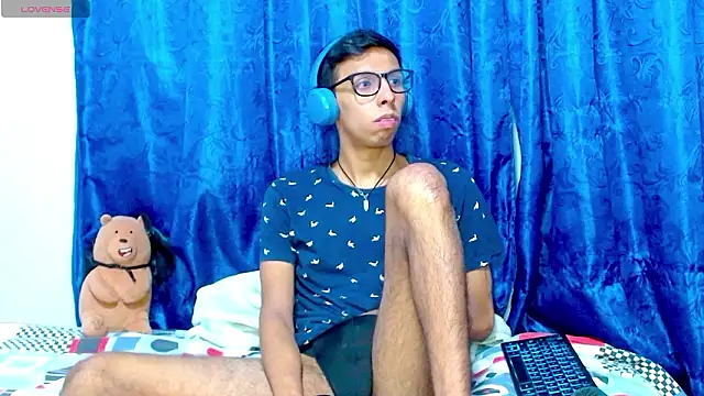 DavTwink3100 online show from March 17, 1:41 am