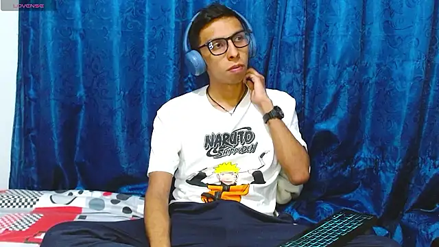 Snapshot of DavTwink3100 chatting on February 28, 1:49 am DavTwink3100 online show from February 28, 1:49 am