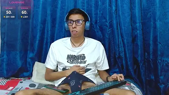 DavTwink3100 online show from April 13, 1:20 am