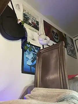 lukaOnline  online show from November 19, 2:22 am