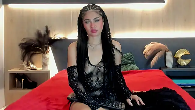 Snapshot of LorenaVarga chatting on July 17, 7:44 pm LorenaVarga online show from July 17, 7:44 pm