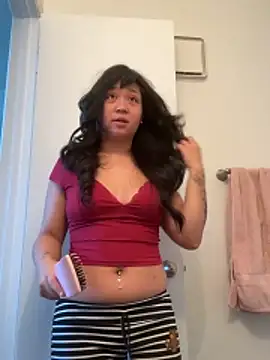 babygirlesme online show from June 12, 4:38 pm