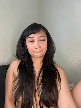 babygirlesme online show from March 12, 10:36 pm