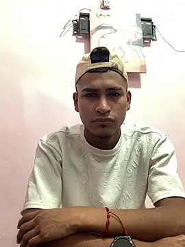Emiliano Reyes online show from June 3, 2:34 am