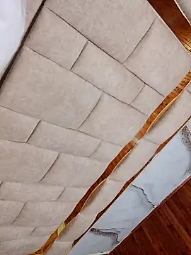 Emiliano Reyes online show from November 17, 3:21 am