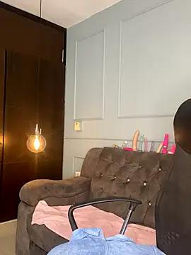 Orianabluee  online show from November 20, 3:18 am