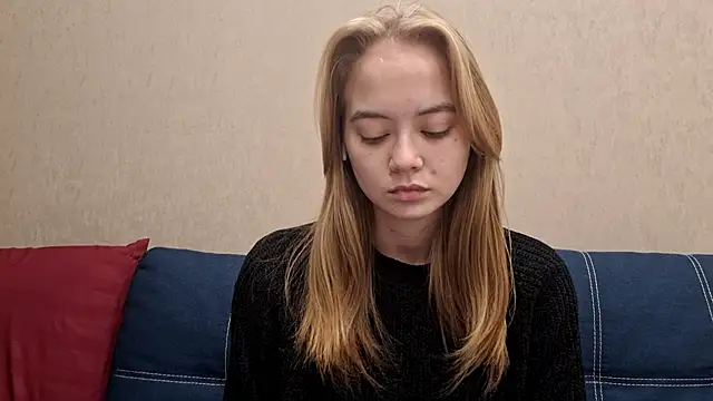 Snapshot of A_LISS_A chatting on October 22, 4:06 pm A LISS A online show from October 22, 4:06 pm