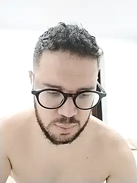 Branquinhowm online show from November 15, 4:05 am