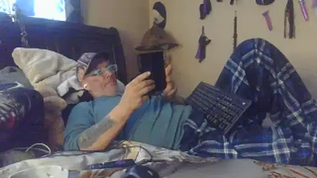 Snapshot of bigdaddyrooster chatting on January 14, 6:55 pm bigdaddyrooster online show from January 14, 6:55 pm