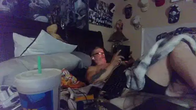 Snapshot of bigdaddyrooster chatting on February 3, 6:40 am bigdaddyrooster online show from February 3, 6:40 am