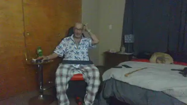 Snapshot of bigdaddyrooster chatting on January 18, 5:55 am bigdaddyrooster online show from January 18, 5:55 am