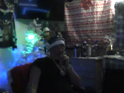 Snapshot of bigdaddyrooster chatting on December 21, 7:32 am bigdaddyrooster online show from December 21, 7:32 am