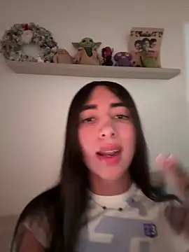 valeriahornier online show from April 8, 1:51 am