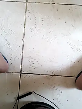 ConvoyedSubgroup online show from April 13, 5:22 am