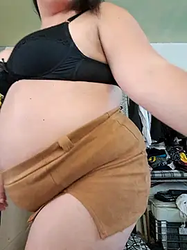 Snapshot of Alondrabb80 chatting on October 26, 8:42 pm Alondrabb80 online show from October 26, 8:42 pm