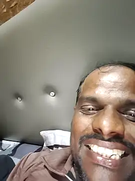 RNlov online show from November 12, 4:22 pm