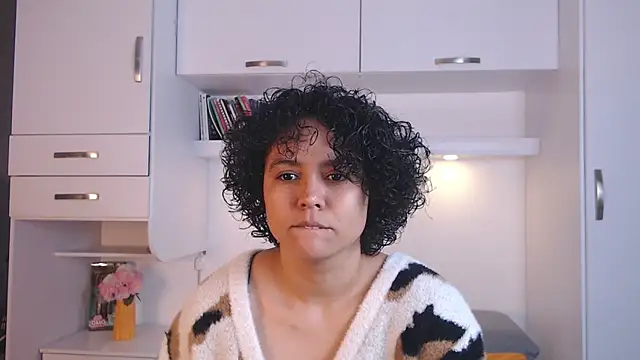 MartiRuis10 online show from November 15, 7:29 pm