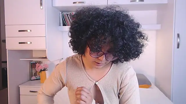 MartiRuis10 online show from November 7, 9:30 pm