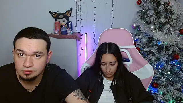 Snapshot of Neptuno_x chatting on November 23, 5:39 am Neptuno x online show from November 23, 5:39 am