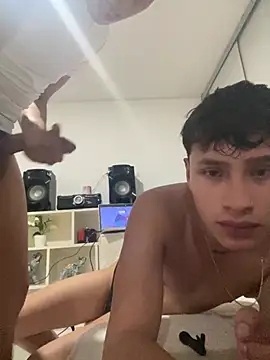 motomotoboy online show from February 10, 2:10 am