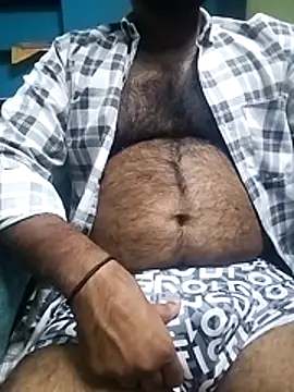 DesiBlackBull online show from November 3, 5:49 pm