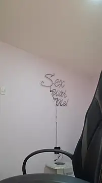 Snapshot of princess_foxxy chatting on November 29, 3:06 am princess foxxy online show from November 29, 3:06 am