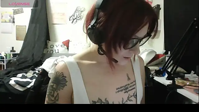 LoveLibz169 online show from March 19, 10:54 pm