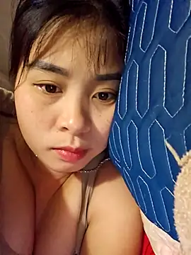 Snapshot of Squirrel-Pear chatting on November 24, 10:43 pm Squirrel-Pear online show from November 24, 10:43 pm