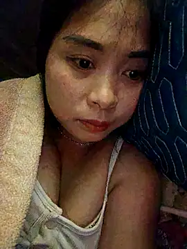 Squirrel-Pear online show from December 14, 7:30 pm