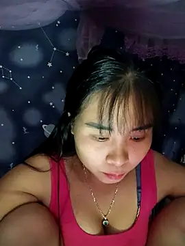 Snapshot of Squirrel-Pear chatting on October 27, 12:28 pm Squirrel-Pear online show from October 27, 12:28 pm