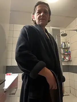 kon77777 online show from November 11, 6:30 am