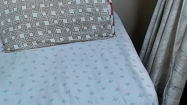 RissaGx online show from November 13, 6:17 am