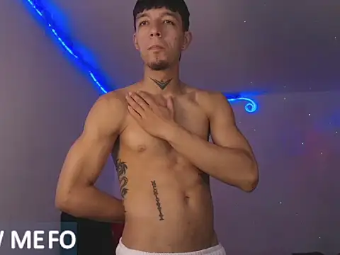 rosse  one online show from November 10, 7:30 pm