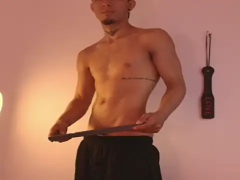 rosse  one online show from November 15, 7:07 pm