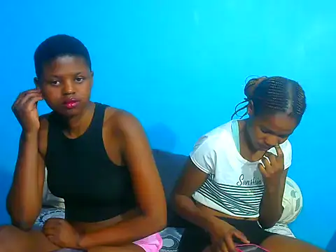 SexySlender  online show from November 28, 6:13 am