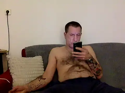 Filip 76 online show from November 25, 4:51 pm