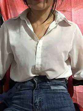 Snapshot of Kylie_beem chatting on November 5, 7:33 am Kylie beem online show from November 5, 7:33 am