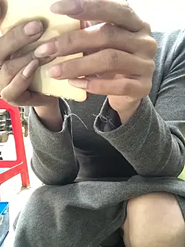 Kylie beem online show from February 7, 1:35 am