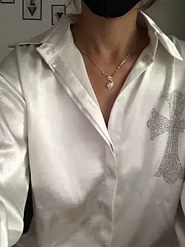 Kylie beem online show from June 9, 6:47 am