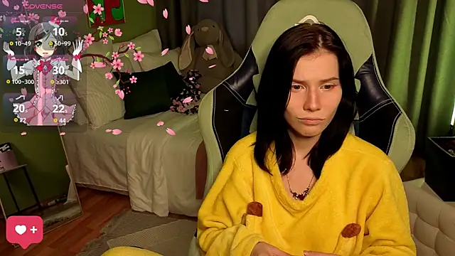 Snapshot of Mell_Hyees chatting on November 5, 12:30 pm Mell Hyees online show from November 5, 12:30 pm