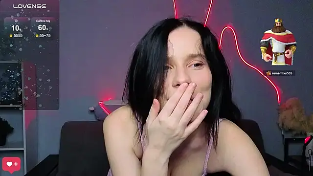 Snapshot of Mell_Hyees chatting on December 16, 5:39 pm Mell Hyees online show from December 16, 5:39 pm