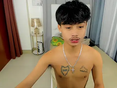 hardcocktwink online show from November 12, 4:33 pm