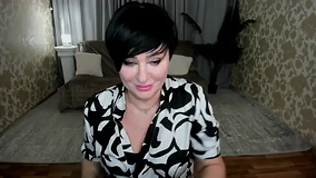 KiraTempt online show from February 10, 7:13 pm