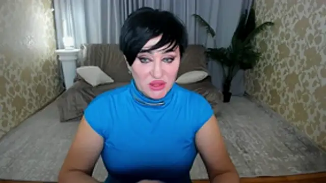 KiraTempt online show from February 11, 7:36 pm