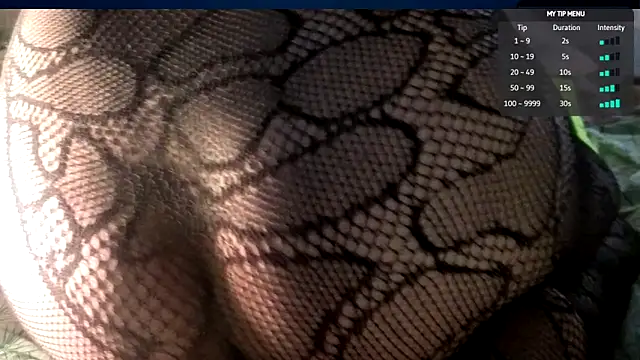 Snapshot of Very-sweet chatting on May 14, 6:05 pm Very-sweet online show from May 14, 6:05 pm